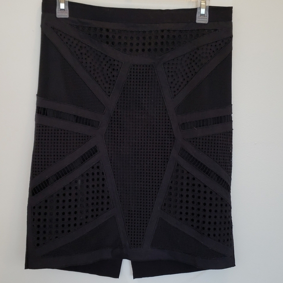 Elie Tahari Laser Cut Black Pencil Skirt - Picture 1 of 8
